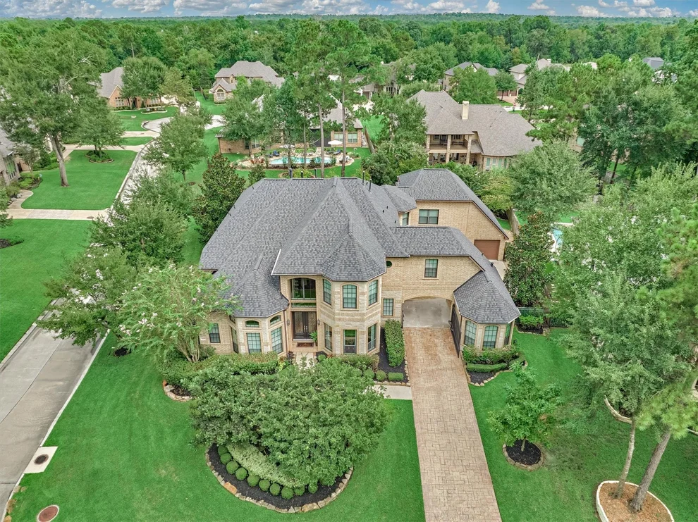 Unit for sale at 210 Spyglass Park Loop, Montgomery, TX 77316
