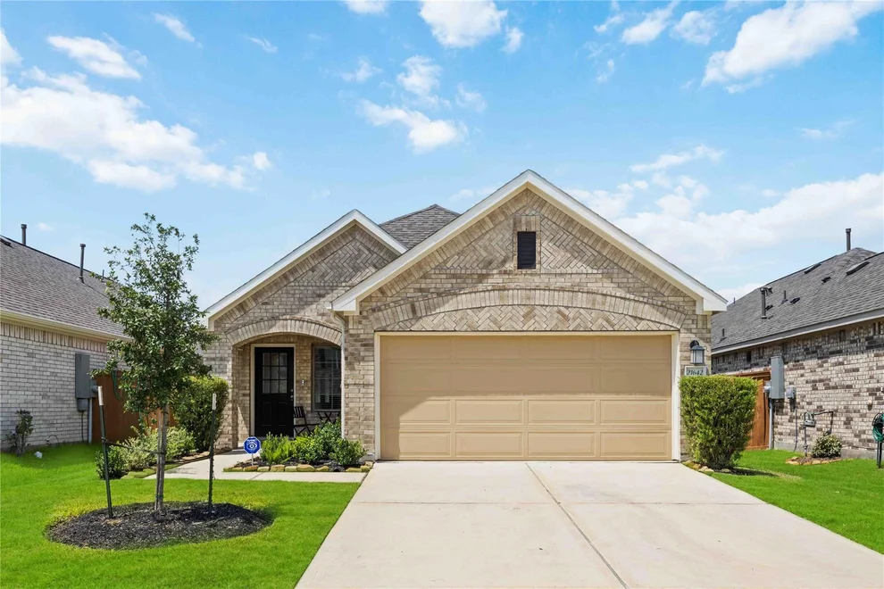 Unit for sale at 21642 Coral Mist Drive, Cypress, TX 77433