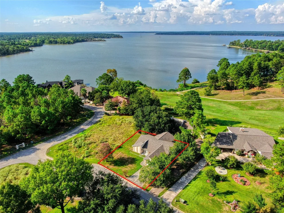 Unit for sale at 22516 Pebble Beach Way, Huntsville, TX 77320