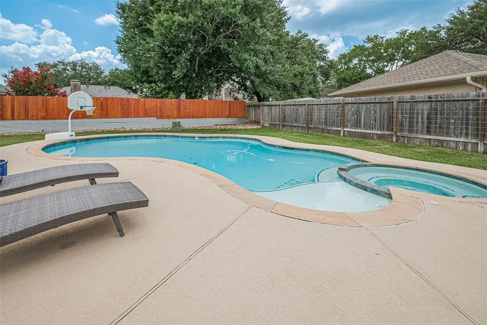 Unit for sale at 16418 Crawford Street, Jersey Village, TX 77040