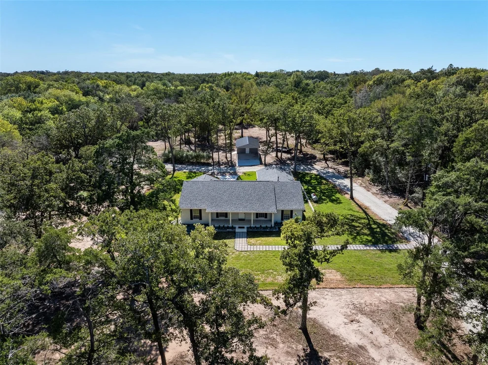 Unit for sale at 576 Hickory Bend Road, Brenham, TX 77833