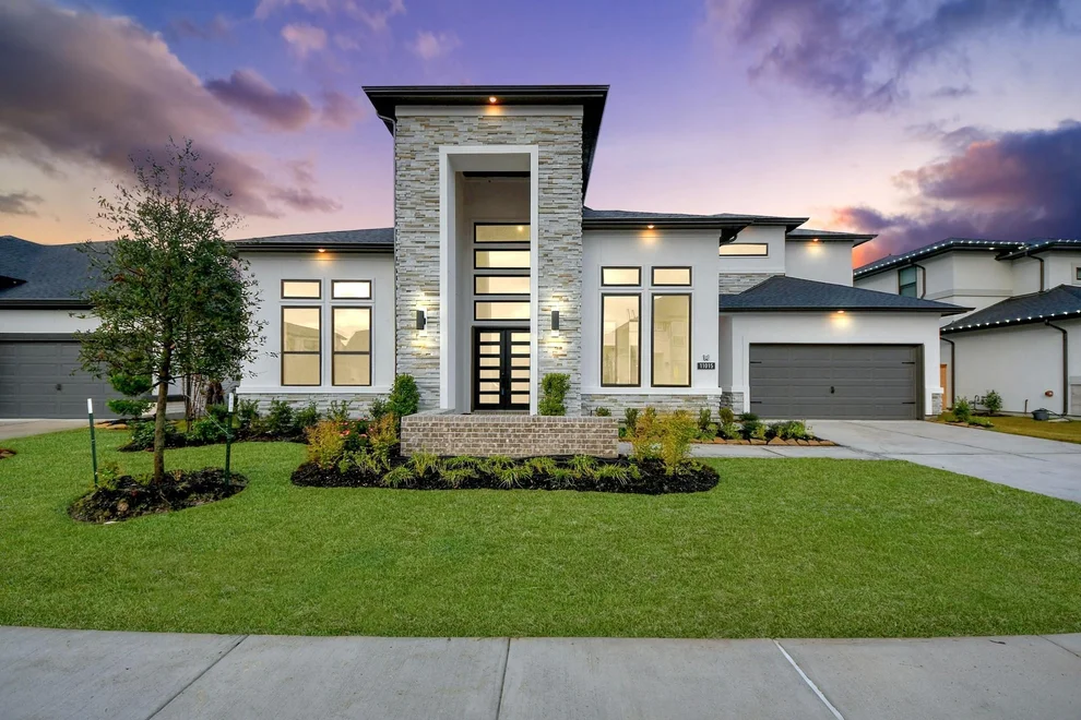 Unit for sale at 11015 Sandy Pinewoods Trail, Cypress, TX 77433