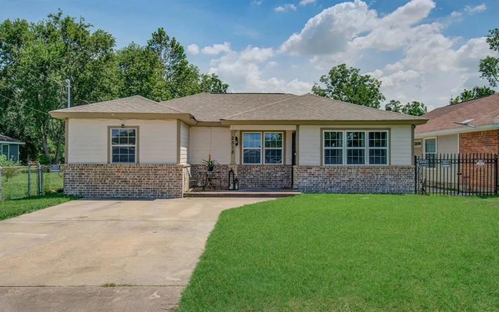 Unit for sale at 2518 Vaughn Street, Houston, TX 77093