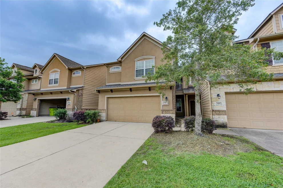 Unit for sale at 3939 Calgary Circle, Missouri City, TX 77459