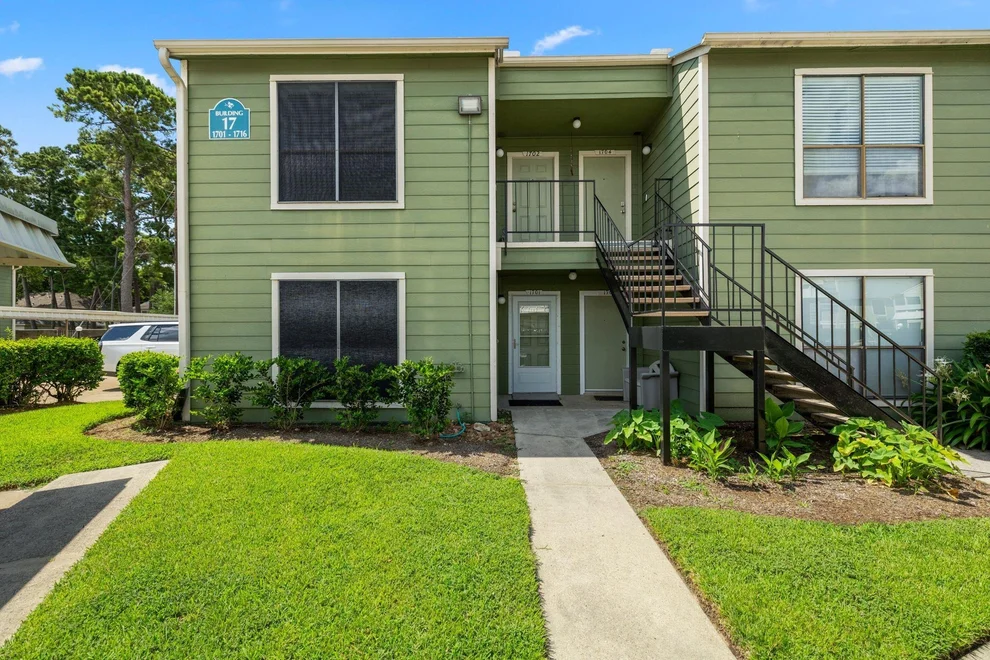 Unit for sale at 14777 Wunderlich Drive, Houston, TX 77069