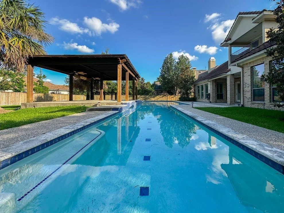 Unit for sale at 14 Spincaster Dr, Spring, TX 77389