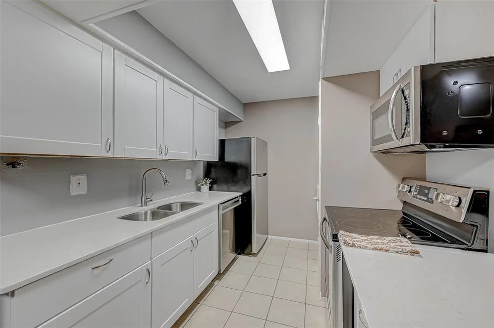 Unit for sale at 8201 Richmond Avenue, Houston, TX 77063