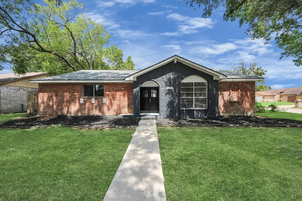 Unit for sale at 3400 Surrey Street, Baytown, TX 77521
