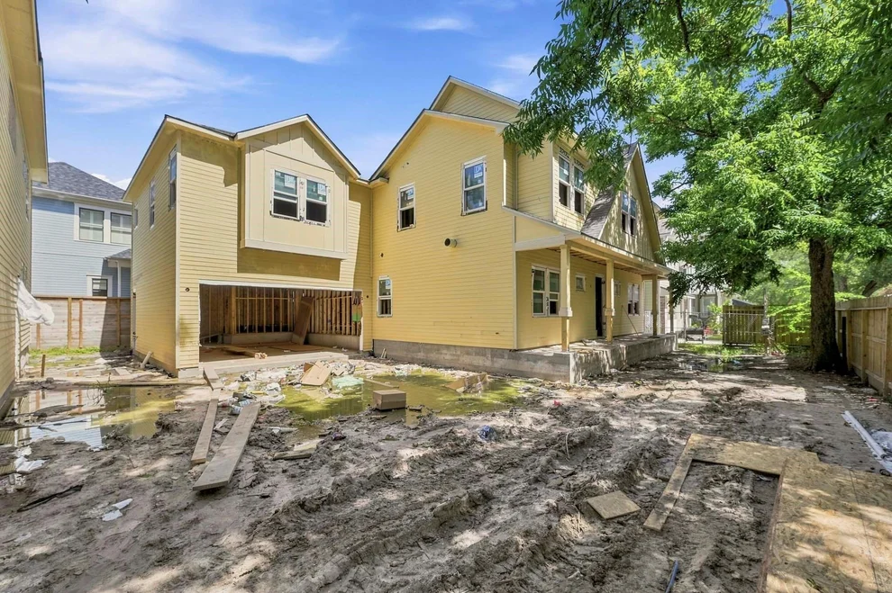 Unit for sale at 2924 Watson Street, Houston, TX 77009