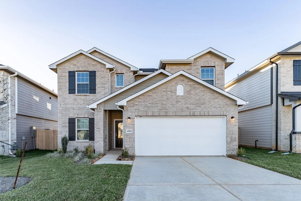Unit for sale at 10693 Altitude Way, Conroe, TX 77303