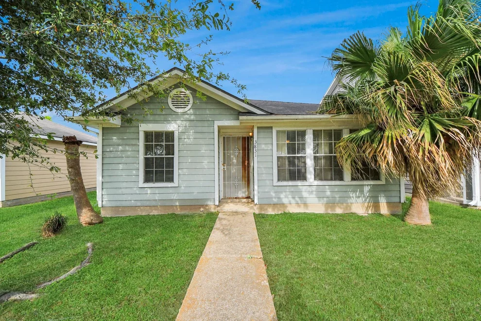 Unit for sale at 3831 E Traditions Court, Houston, TX 77082