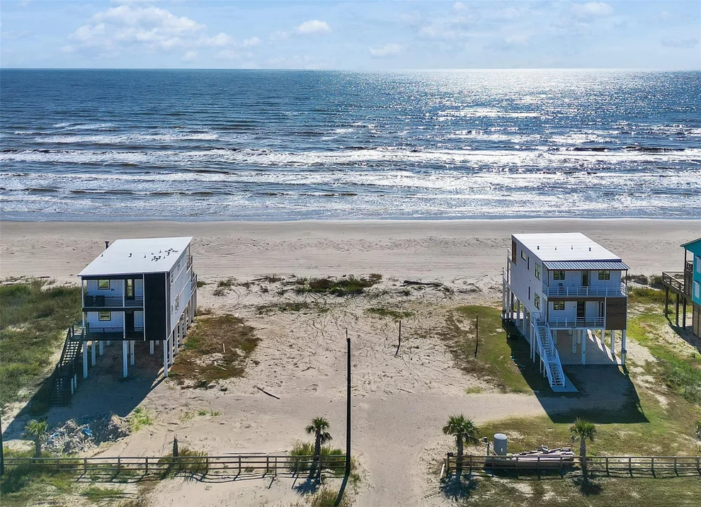 Unit for sale at 10602-10614 Blue Water Highway, Freeport, TX 77541
