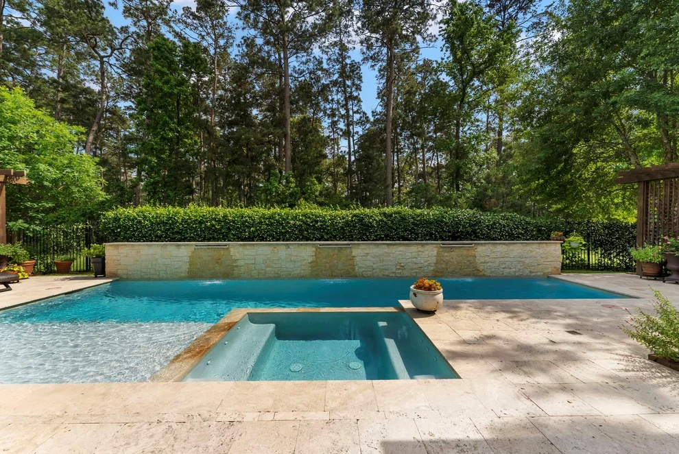 Unit for sale at 141 Evergreen Oak Drive, Conroe, TX 77384