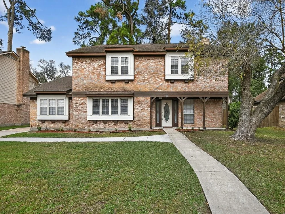 Unit for sale at 1106 Kanah Lane, Houston, TX 77090