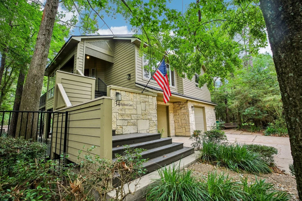 Unit for sale at 34 Highbush Court, The Woodlands, TX 77381
