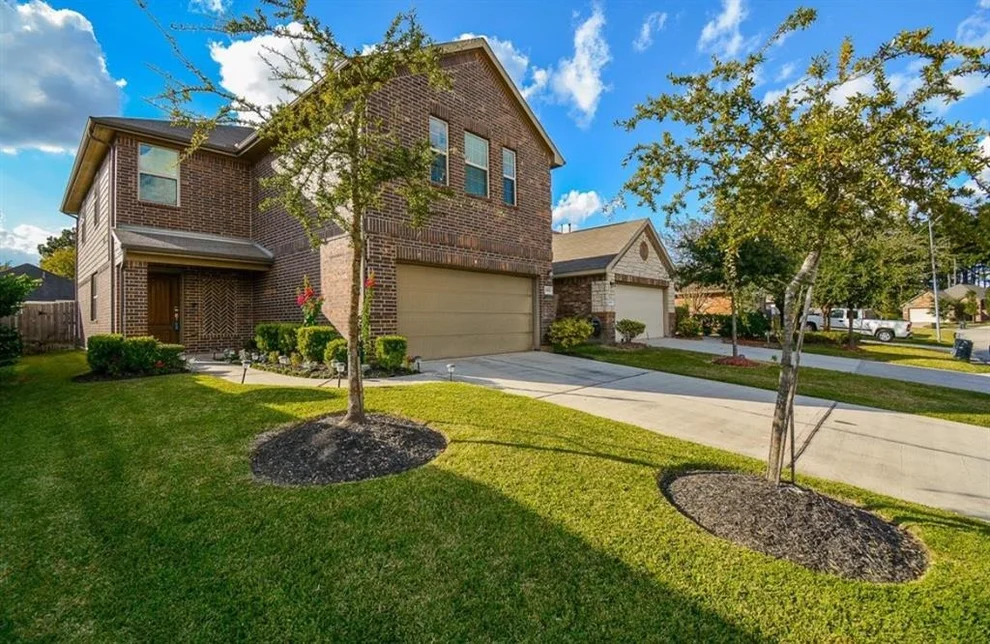 Unit for sale at 19611 Fieldmont Lane, Houston, TX 77073