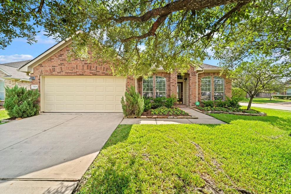 Unit for sale at 9119 Little Green Street, Tomball, TX 77375