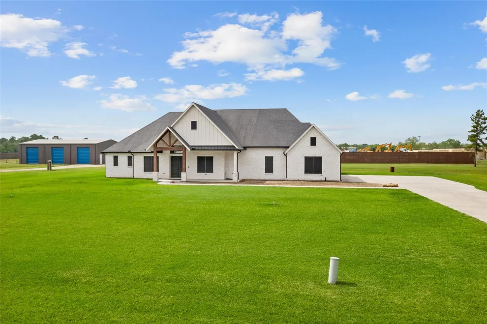Unit for sale at 4410 12th Street, Dickinson, TX 77539