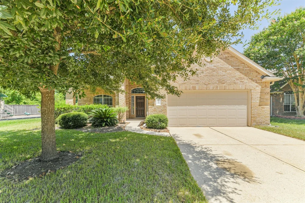 Unit for sale at 2922 Lemmingham Drive, Spring, TX 77388