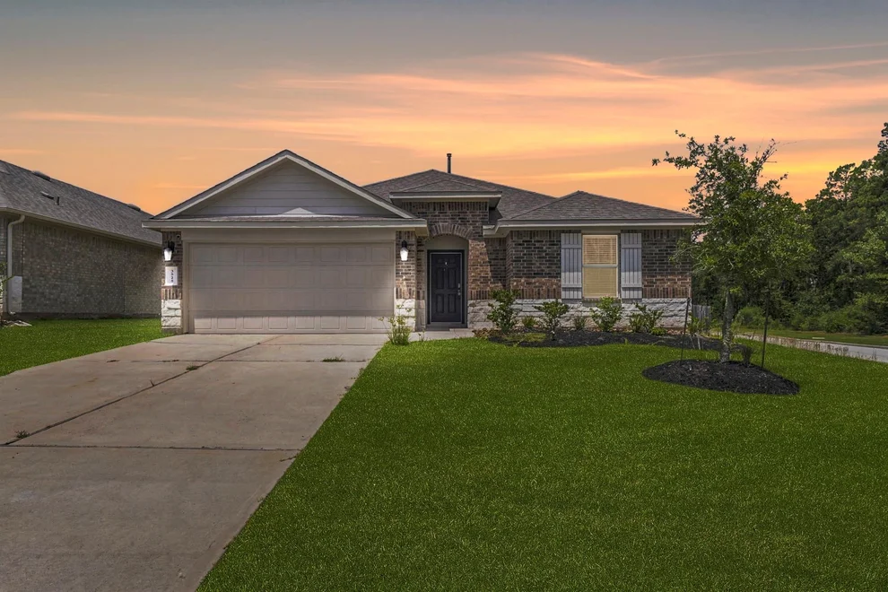 Unit for sale at 3525 Pearl Mill Lane, Conroe, TX 77301