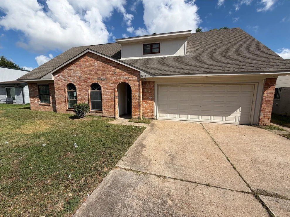 Unit for sale at 6618 Trigate Drive, Houston, TX 77489