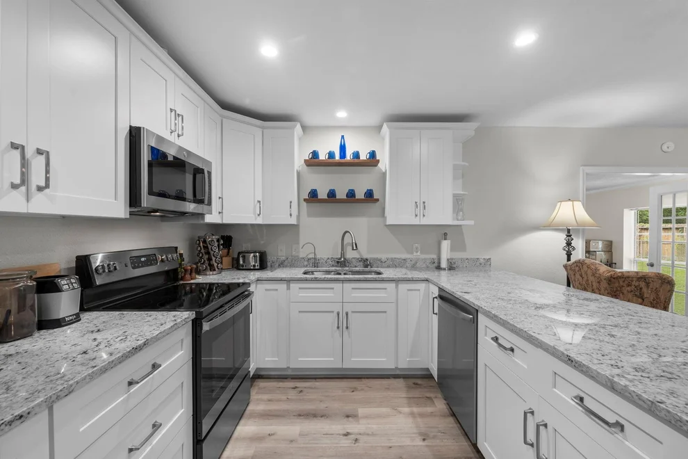 Unit for sale at 209 Summit Drive, Conroe, TX 77303