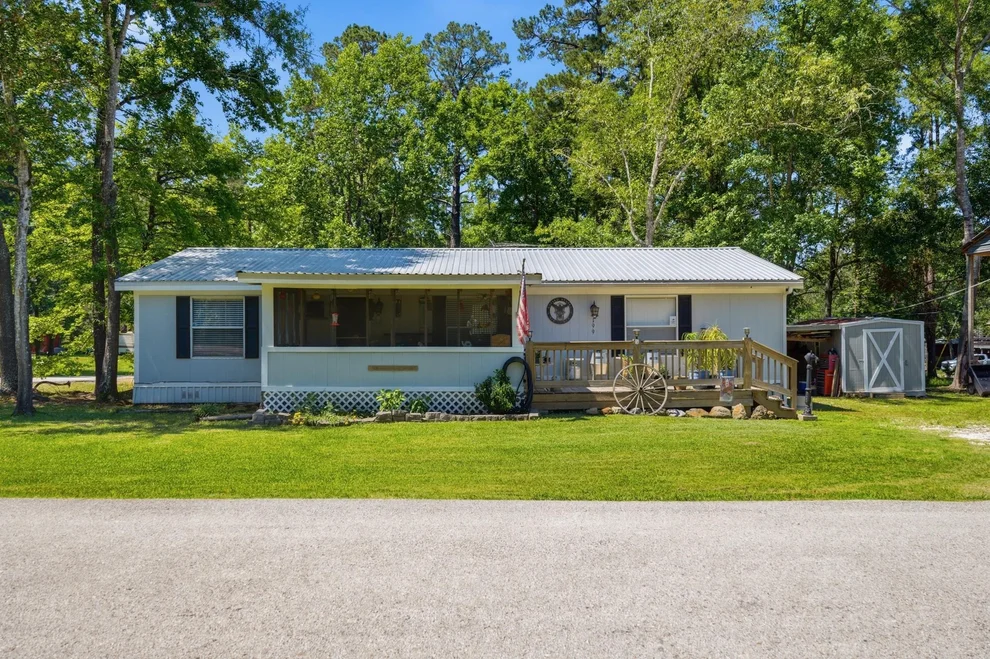 Unit for sale at 199 Apple Tree, Livingston, TX 77351