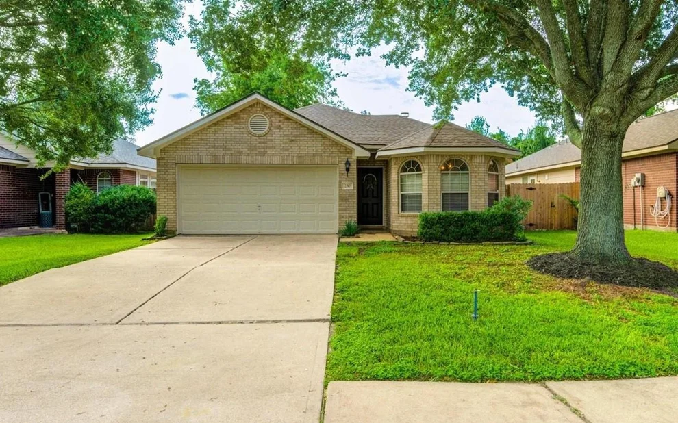 Unit for sale at 250 Saddleback Springs Drive, Richmond, TX 77469