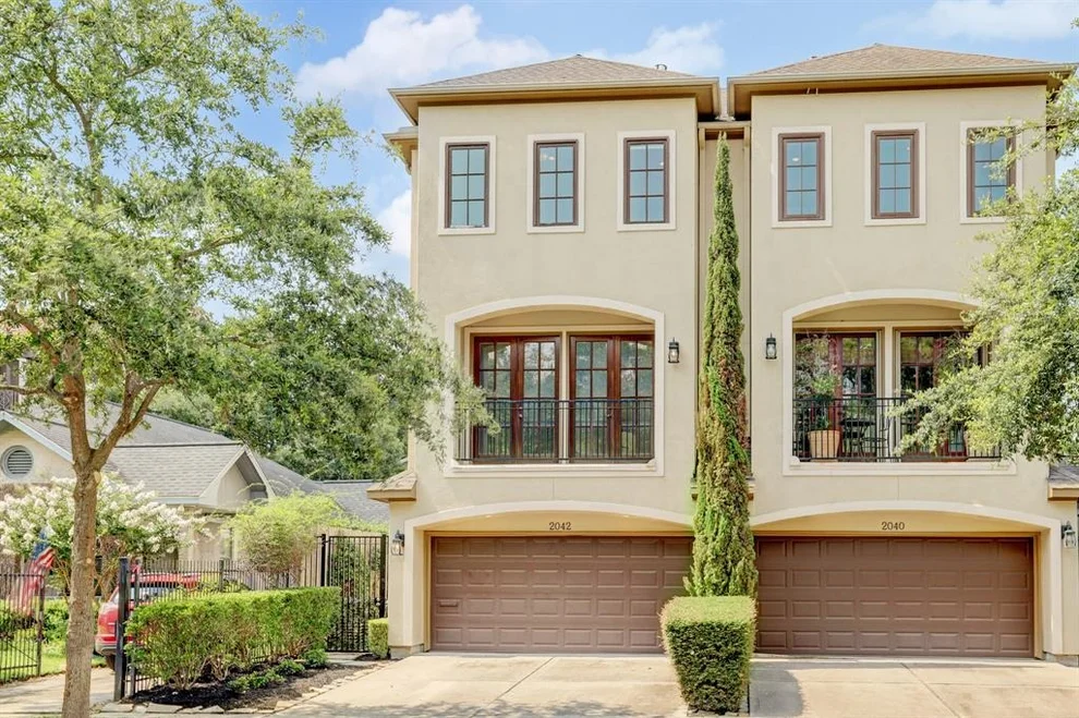 Unit for sale at 2042 W Main Street, Houston, TX 77098