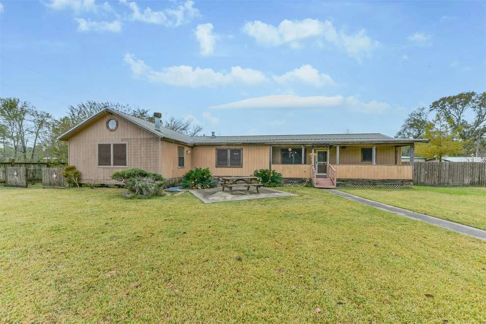 Unit for sale at 2505 County Road 639, Dayton, TX 77535