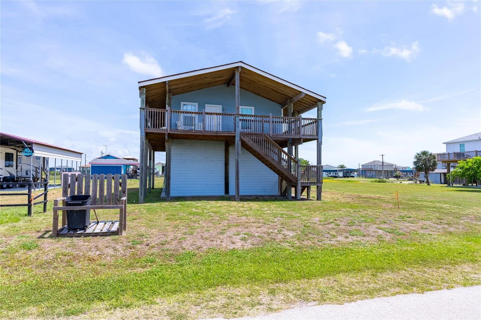Unit for sale at 964 S Sage Road, Crystal Beach, TX 77650