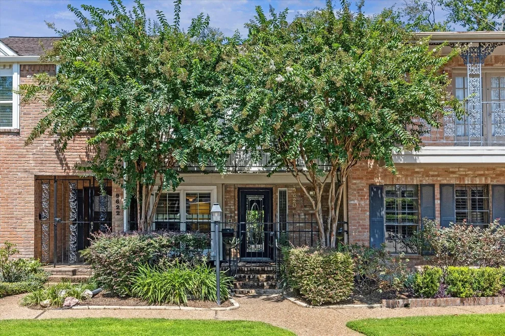 Unit for sale at 9620 Doliver Drive, Houston, TX 77063