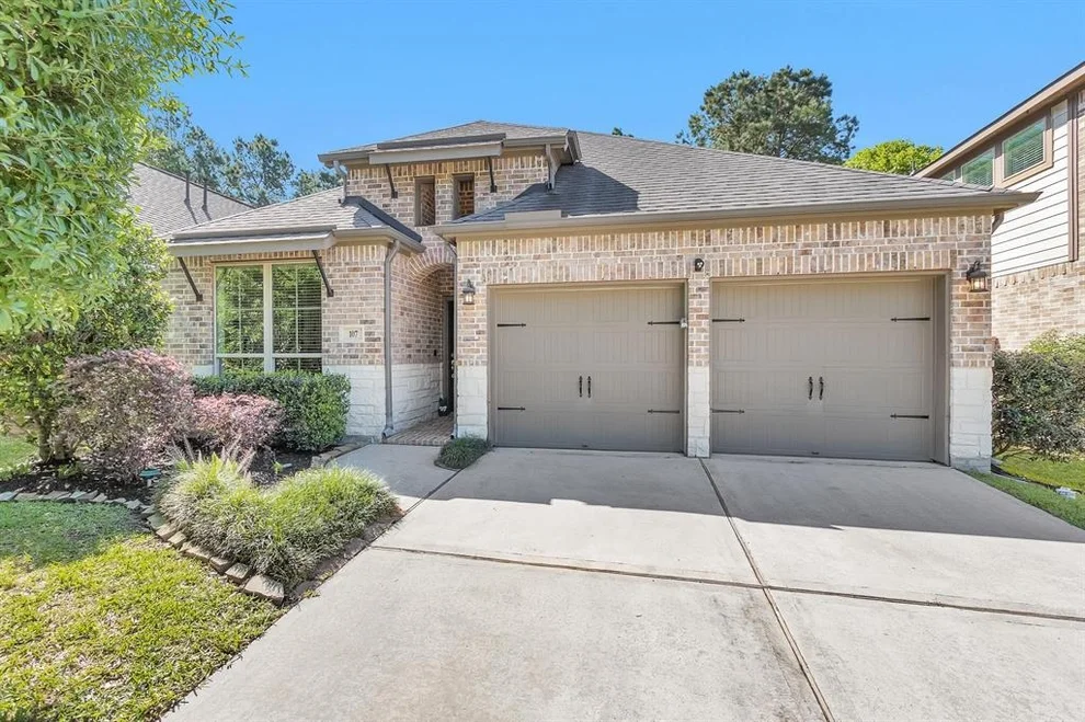 Unit for sale at 107 Sunrise Haven Drive, Montgomery, TX 77316