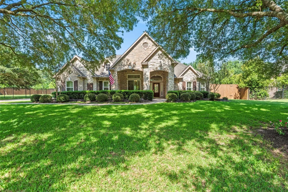 Unit for sale at 16614 Rose Trail, Cypress, TX 77429