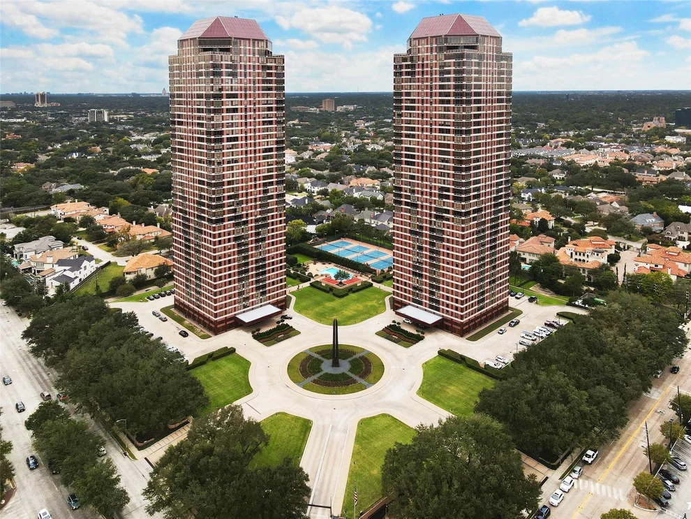 Unit for sale at 5100 San Felipe Street, Houston, TX 77056