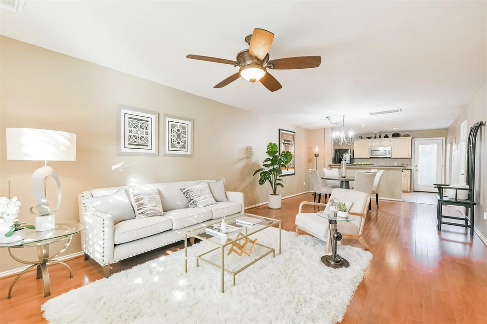 Unit for sale at 718 Redwing Place Drive, Houston, TX 77009
