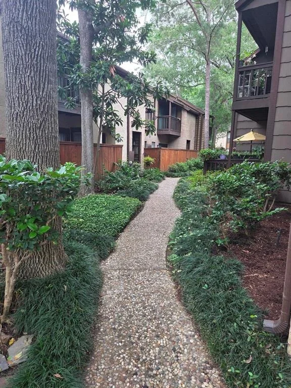 Unit for sale at 11711 Memorial Drive, Houston, TX 77024