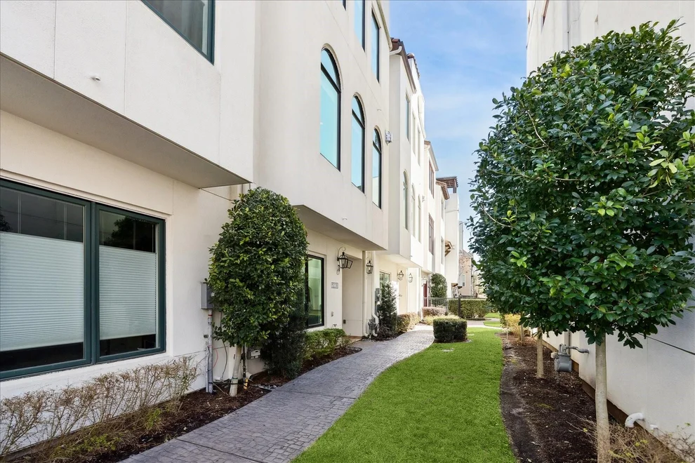 Unit for sale at 5213 Feagan Street, Houston, TX 77007