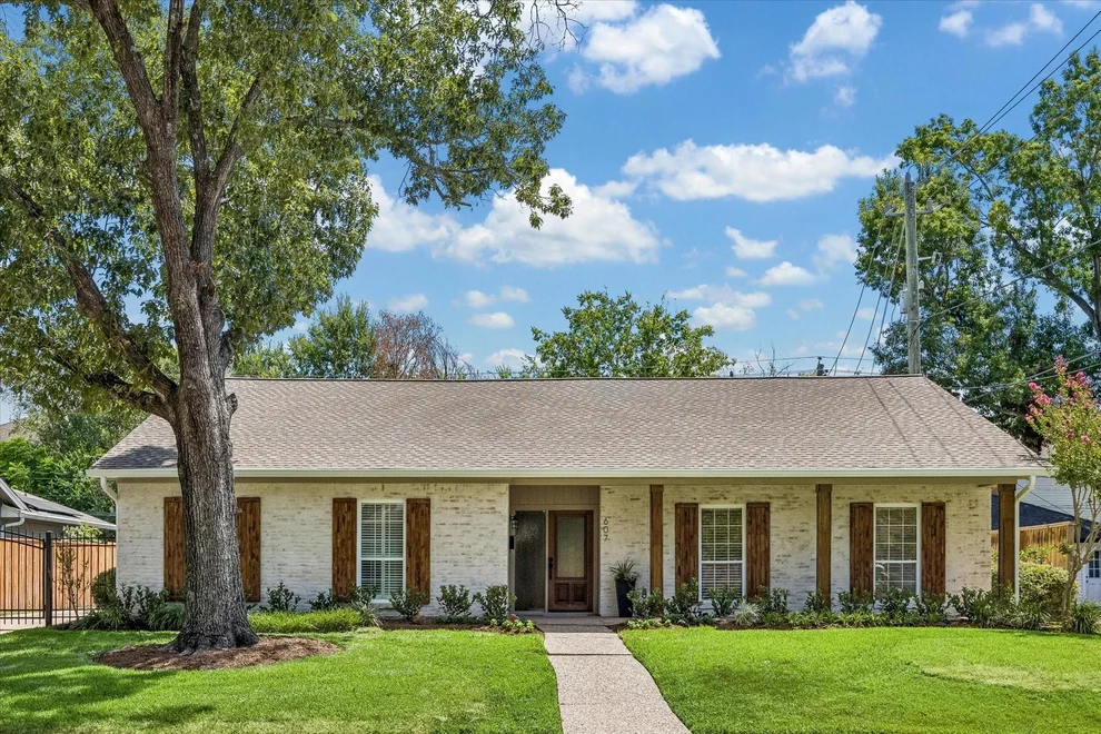 Unit for sale at 607 Blue Willow Drive, Houston, TX 77042