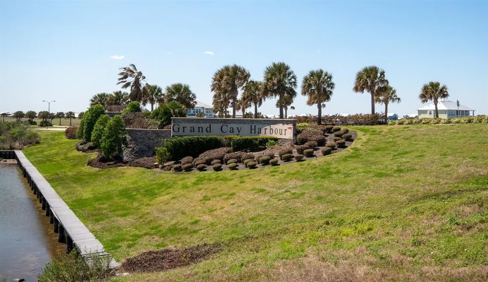 Unit for sale at 1309 Highborne Cay Court, Texas City, TX 77590