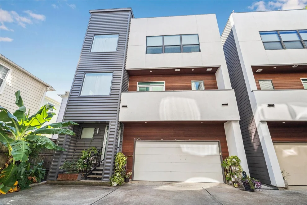 Unit for sale at 5609 Kansas Street, Houston, TX 77007
