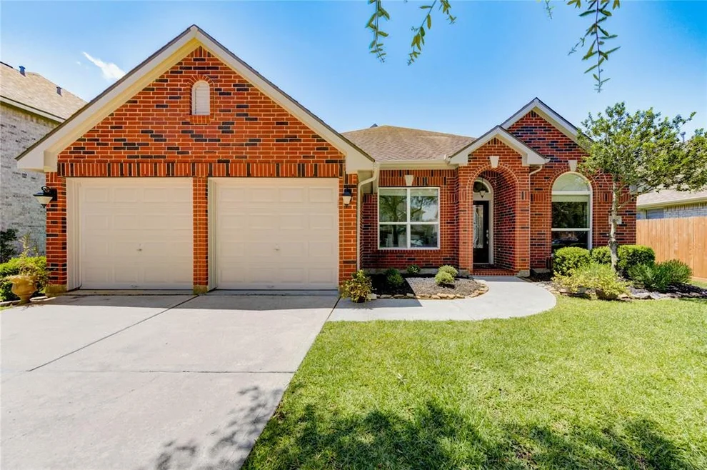 Unit for sale at 12006 Bright Landing Court, Pearland, TX 77584