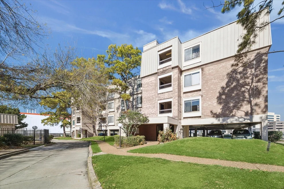 Unit for sale at 2213 S Braeswood Boulevard, Houston, TX 77030