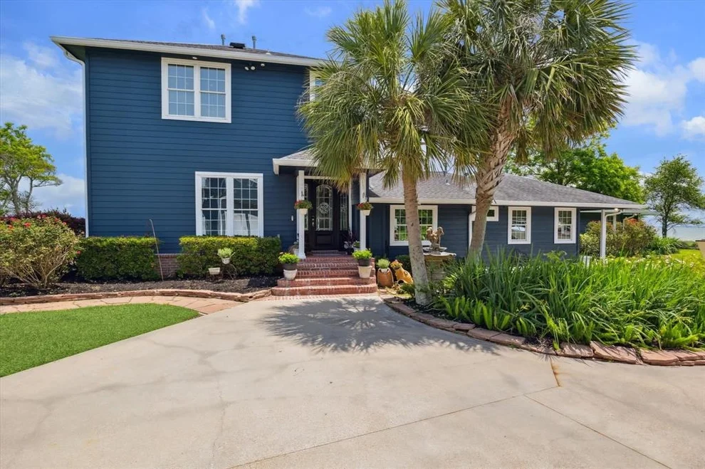 Unit for sale at 3814 Todville Road, Seabrook, TX 77586