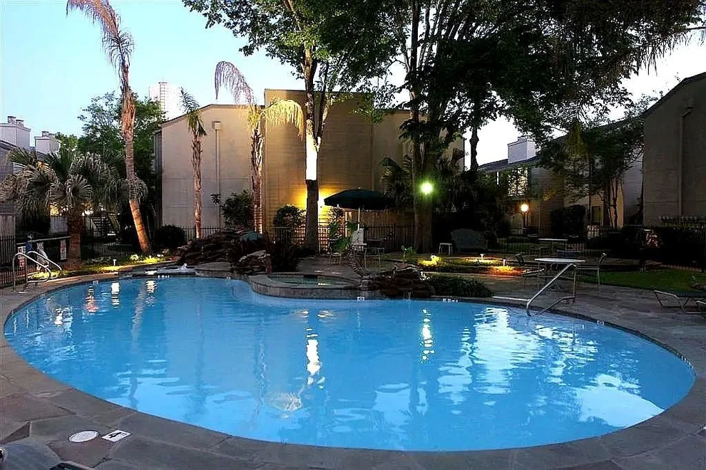 Unit for sale at 1100 Augusta Drive, Houston, TX 77057