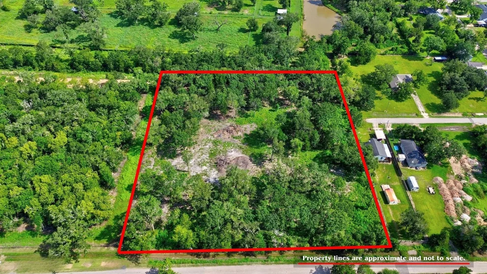 Unit for sale at 708 W Smith Street, Brazoria, TX 77422