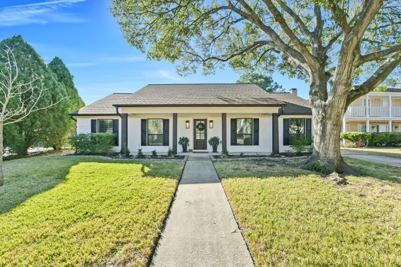 Unit for sale at 1914 Round Lake Drive, Houston, TX 77077