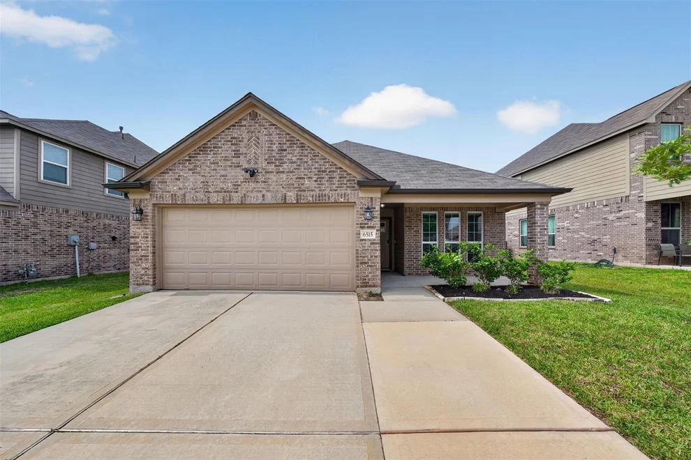 Unit for sale at 6515 Cypresswood Summit Drive, Humble, TX 77338