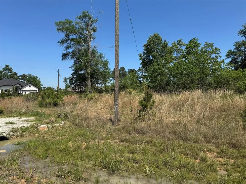 Unit for sale at 155 Road 5117, Cleveland, TX 77327