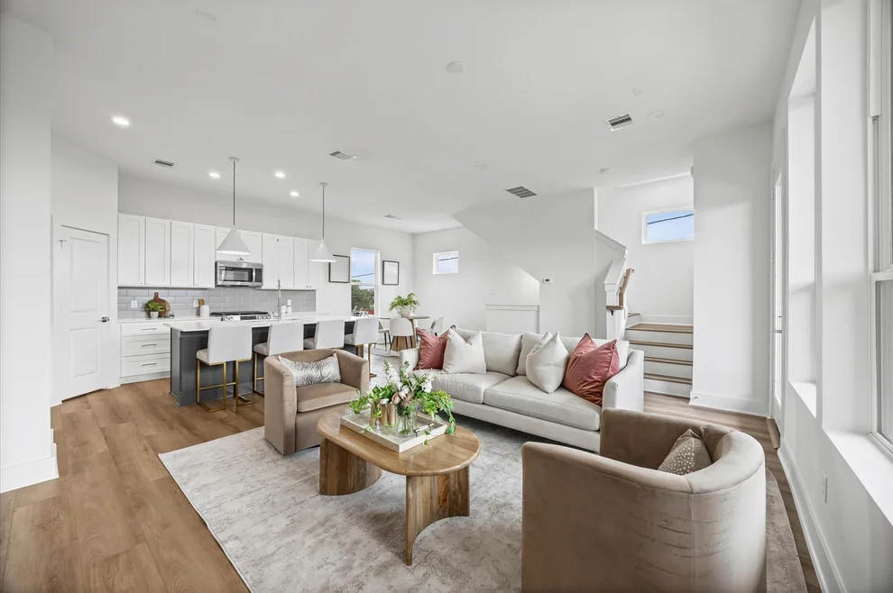 Unit for sale at 5107 Avenue J, Houston, TX 77011